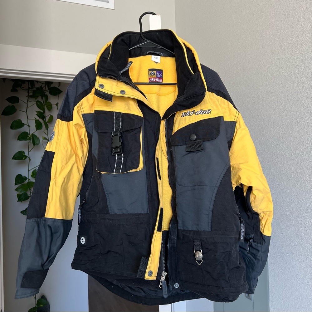 Vintage 90’s Skidoo 3 in 1 snowboard ski Jacket with Removable Fleece Liner